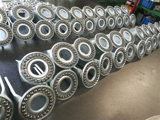 怎么挑選工業(yè)腳輪軸承及腳輪支架