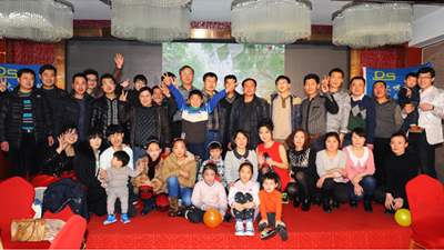 將喜歡變成一種習(xí)慣就是快樂，這愛如同工業(yè)物流腳輪一般，滾滾向前