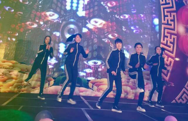 &ldquo;感恩、誠信、激情&rdquo;的大世公司2015年年會圓滿落幕