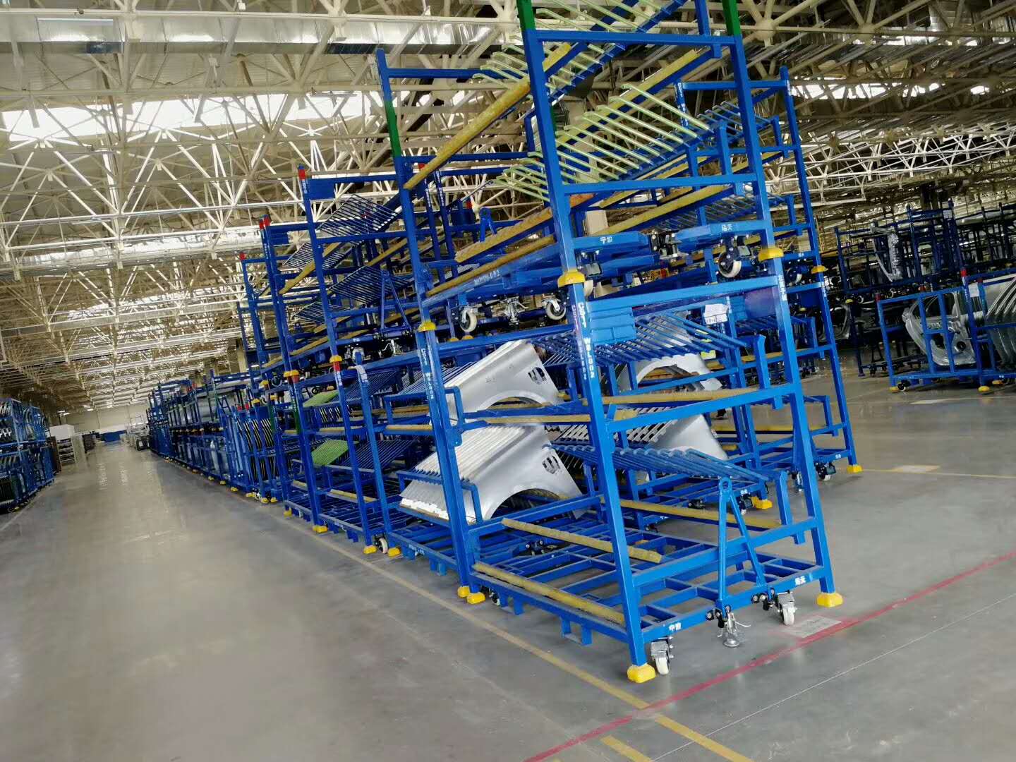 緩沖腳輪是怎么助推汽車產(chǎn)業(yè)發(fā)展的？-大世腳輪帶您來看